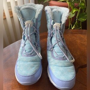 Sorel Disney Snow Boots Size 6 Blue Waterproof Great Pre owned condition